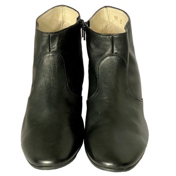Almalfi Black Rangoni Booties 11M Soft Leather Round Toe Side Zip Italy NEW - Picture 4 of 7